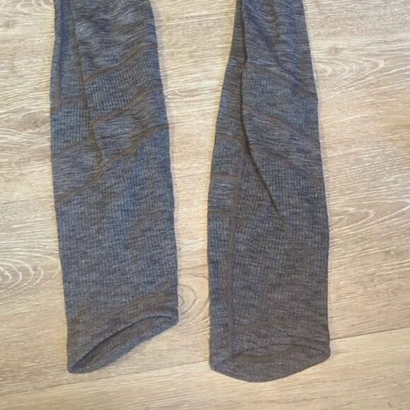 Athleta size 12 girls go the distance tight - Picture 3 of 3